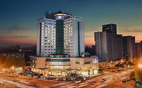 Metro Park Hotel Yangzhou